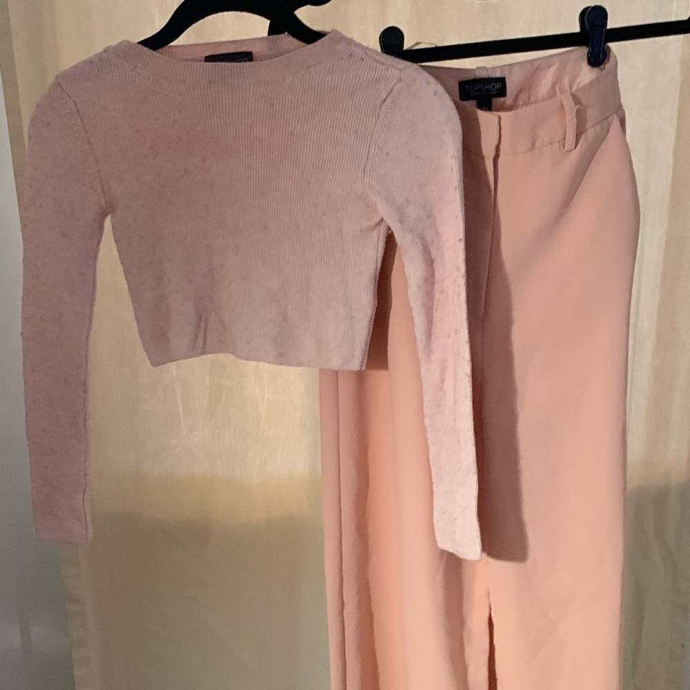 Topshop quarter sleeve pink crop ribbed top